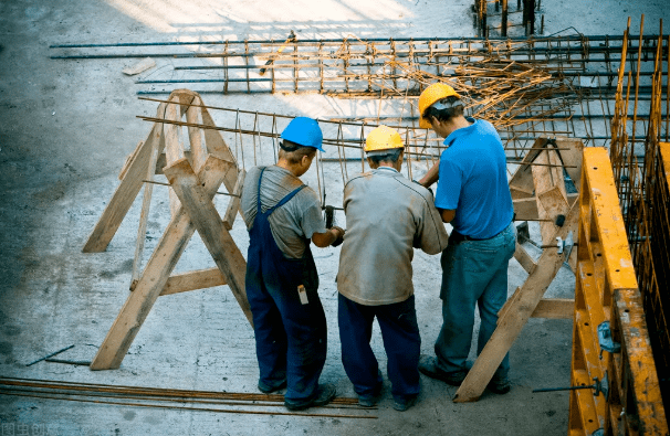 如何解决建筑工地招工难题，建筑工人找活简单轻松